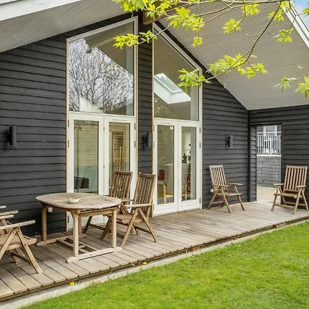 Cozy Home In Ebeltoft With Sauna Tatil Evi