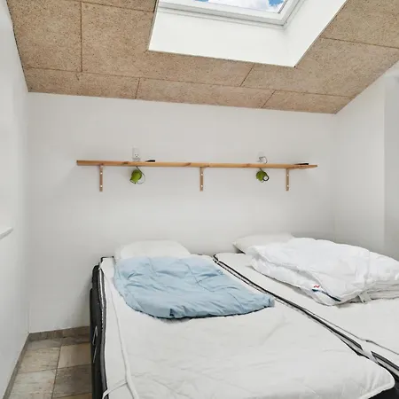 Cozy Home In Ebeltoft With Sauna